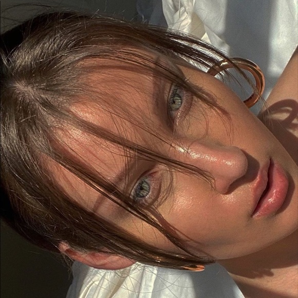 Meet your Posher, Nikki - Picture 1 of 1